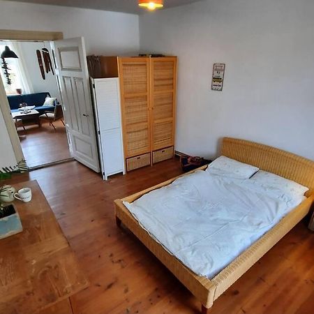 Altbau Charme & Mittendrin シュトラールズント エクステリア 写真